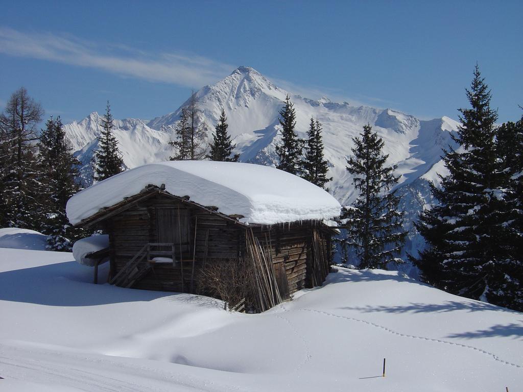 Gaestehaus Emberger Mayrhofen Buitenkant foto